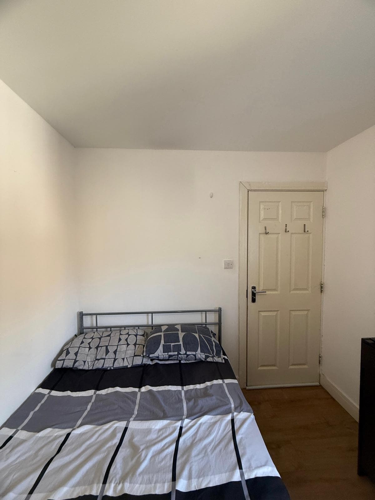 2 Sharing Accommodation Available at 2 Kings Close