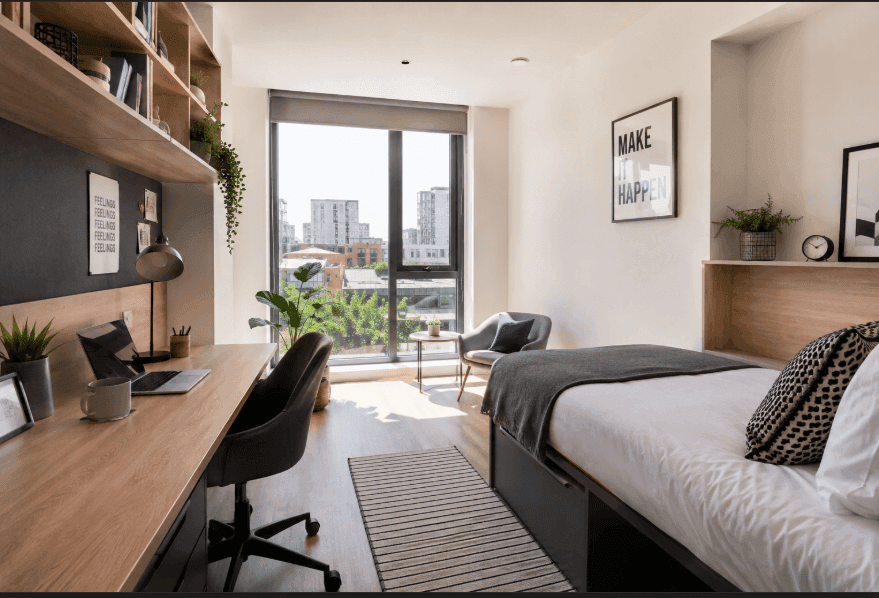 No Guarantor Accommodation in the UK: Complete Guide for International Students (2026)